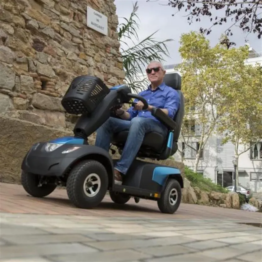 Scooter Invacare Comet Alpine Plus | Puissant Tout-Terrain | 49km