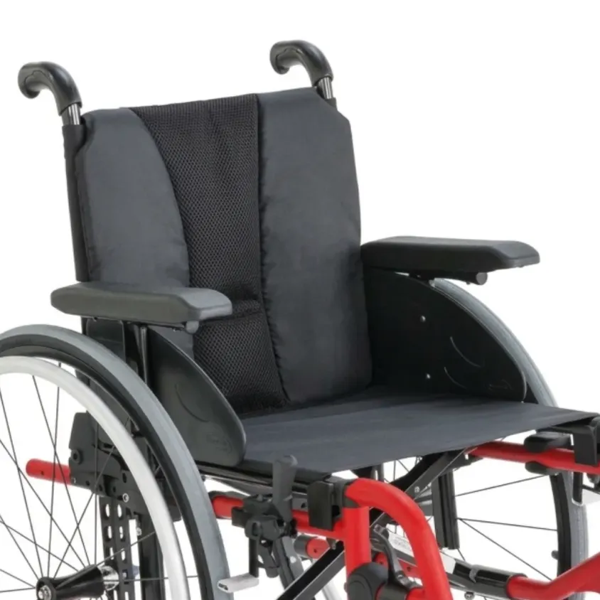 Fauteuil Roulant Action 3 NG Light Invacare - Ultra-Léger & Actif (FRM)