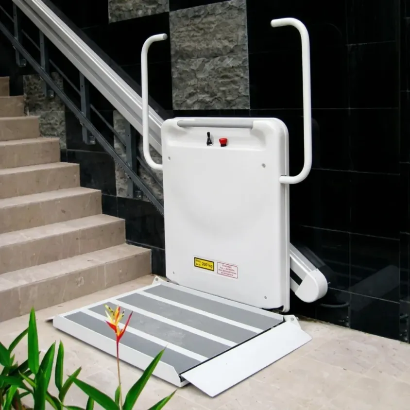 Plateforme Élévatrice PMR Escalier Droit | Stannah Stairiser BC